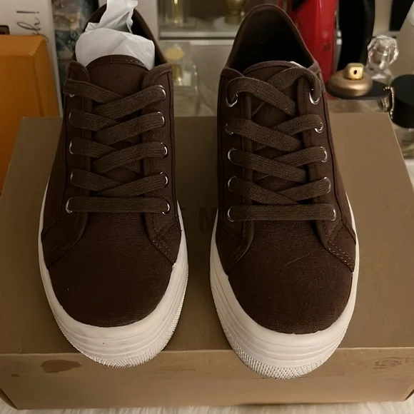 Steve Madden sneakers - Picture 3 of 6